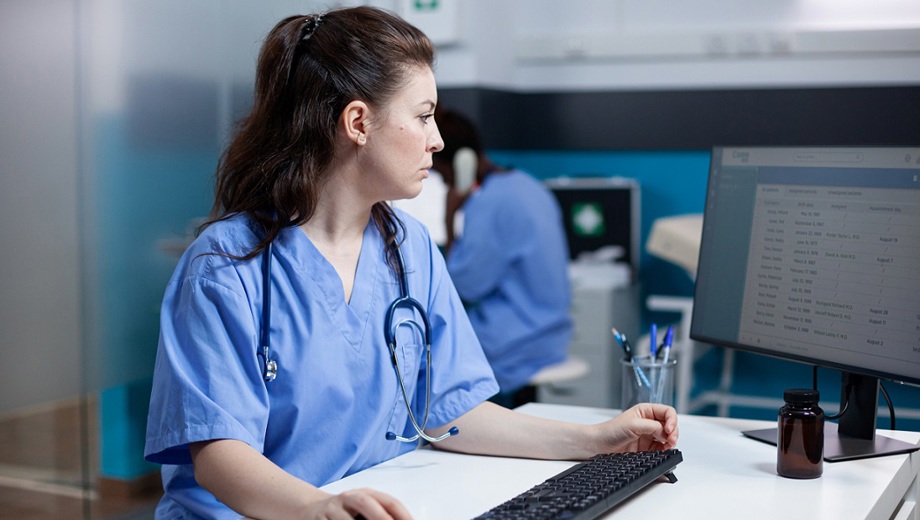 453 Medizinische Fachangestellte, Krankenschwester Verkleinert